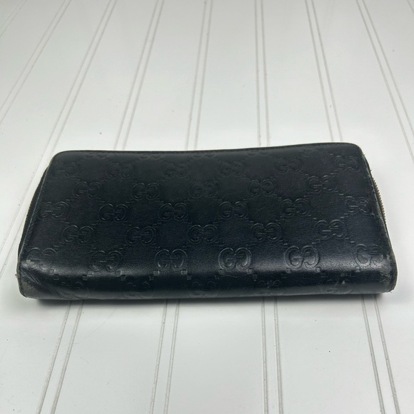 Gucci Black Guccissima Zip Around Wallet - Picture 9 of 14